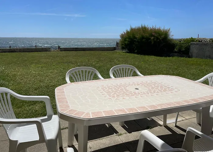 Pied Dans L'eau Bonne Source Pornichet