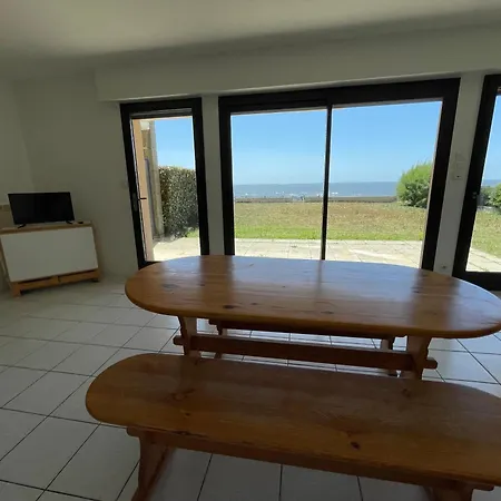 Apartment Vue Et Acces Direct A La Bonne Source