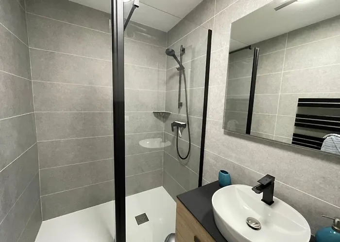 Vue Et Acces Direct A La Bonne Source Апартаменты